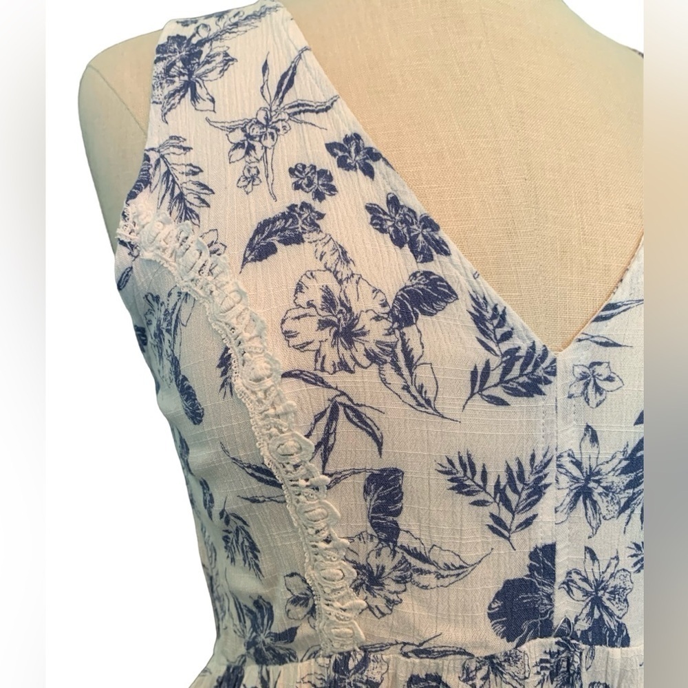 American Rag blouse - Picture 10 of 11